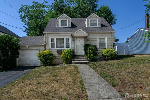 15 Edison St, Clifton, NJ, 07013-1323 | Card Image