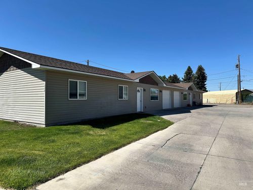 117 & 121 S 8th St, Rupert, ID, 83350-5502 | Card Image
