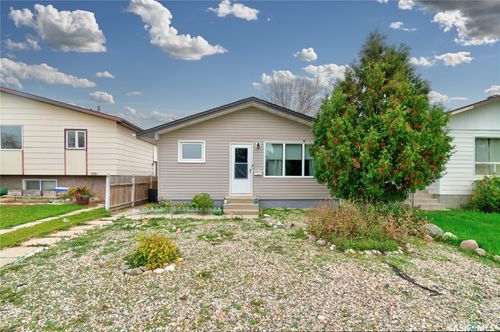 245 Edward Street, Regina, SK, S4R4W2 | Card Image