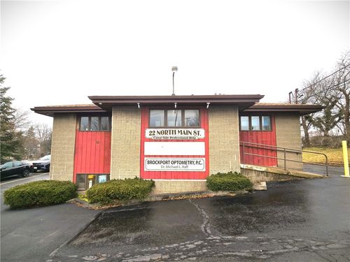 22 N Main St, Brockport, NY, 14420-1614 | Card Image