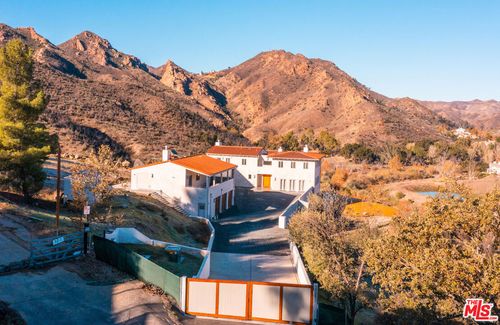 29282 Circle Dr, Agoura Hills, CA, 91301-2902 | Card Image