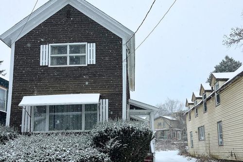 10 Jay St, Montpelier, VT, 05602-2411 | Card Image