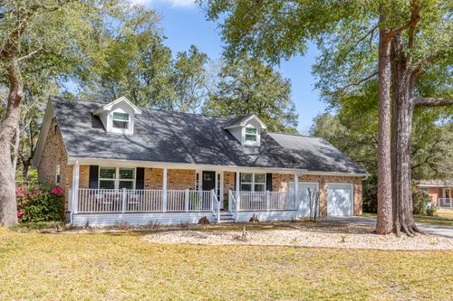 15 Wedgewood Ln Ne, Fort Walton Beach, FL, 32547-1742 | Card Image