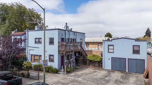 808 61st St, Oakland, CA, 94608-1412 | Card Image