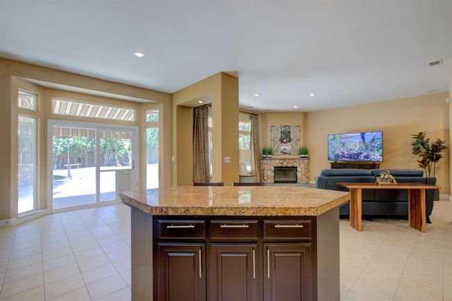 1073 Spring Meadow Drive, House other with 5 bedrooms, 3 bathrooms and null parking in Manteca CA | Image 20