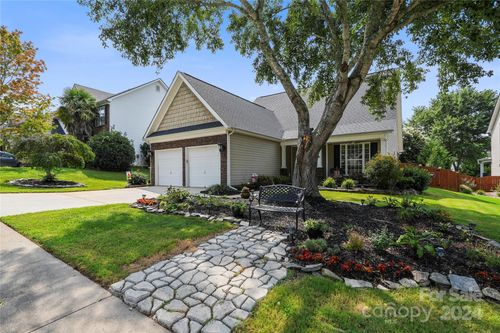 407 Tanner Chase Way, Greenville, SC, 29607-6404 | Card Image