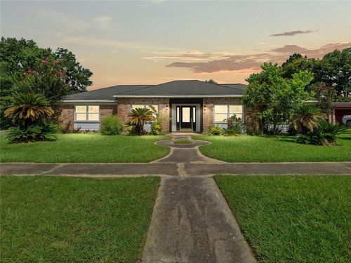 2201 Woodlawn St, DeRidder, LA, 70634-2112 | Card Image