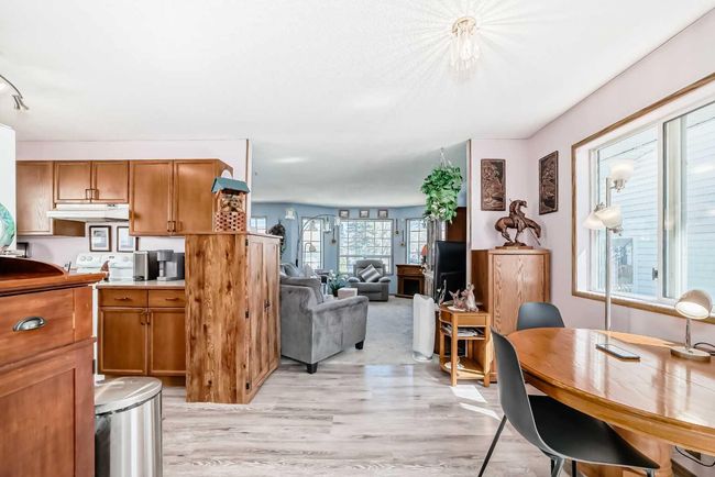 31 Martinridge Grove Ne, House other with 4 bedrooms, 2 bathrooms and 2 parking in Calgary AB | Image 14