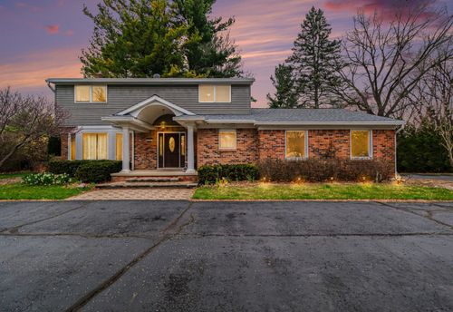3786 Quarton Rd, Bloomfield Hills, MI, 48302-4037 | Card Image