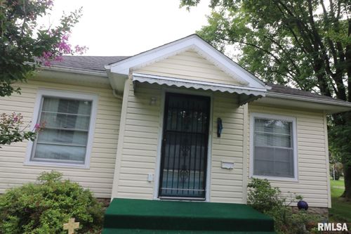 106 Chutt St, Carterville, IL, 62918-1374 | Card Image