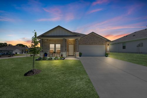 1718 Robinson Dr, Brenham, TX, 77833-1103 | Card Image