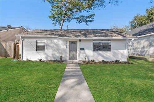 1108 Maine Ave, Kenner, LA, 70062-6106 | Card Image