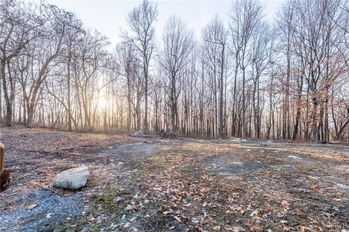 4835 Shimerville Rd, Emmaus, PA, 18049-4953 | Card Image