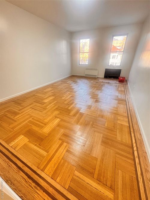 apt-b29-141 Northern Blvd, Flushing, NY, 11354-4206 | Card Image