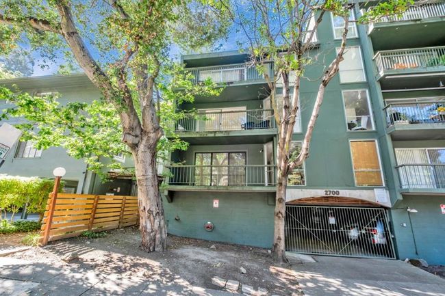 APT-301 - 2700 Le Conte Ave, Condo with 1 bedrooms, 1 bathrooms and 1 parking in Berkeley CA | Image 31