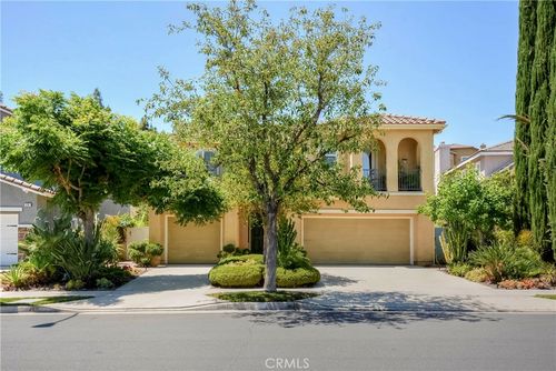 32 Via De La Valle, Lake Elsinore, CA, 92532 | Card Image