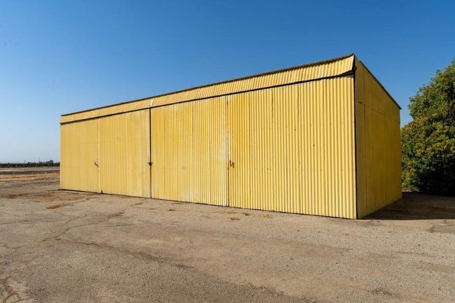 23500 Eckert Field Airport (1 Q1) Avenue 204, Home with 0 bedrooms, 0 bathrooms and null parking in Strathmore CA | Image 17