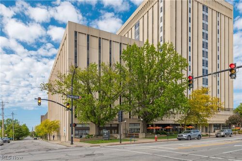 708-14650 Detroit Ave, Lakewood, OH, 44107-4270 | Card Image