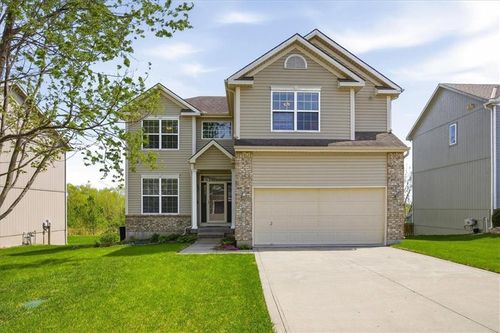 20117 E 24th Terrace Ct S, Independence, MO, 64057-7829 | Card Image