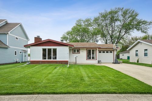 1028 Cherokee Pl, Lemont, IL, 60439-4310 | Card Image