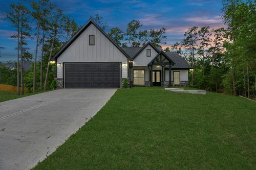 12163 La Salle River Rd, Conroe, TX, 77304-4017 | Card Image