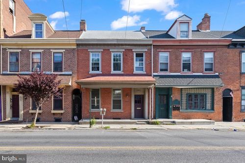 827 Chestnut St, LEBANON, PA, 17042-5228 | Card Image