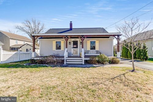 304 Holland St, MILTON, DE, 19968-1024 | Card Image