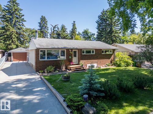 37 Sunnyside Cres, St. Albert, AB, T8N0J4 | Card Image