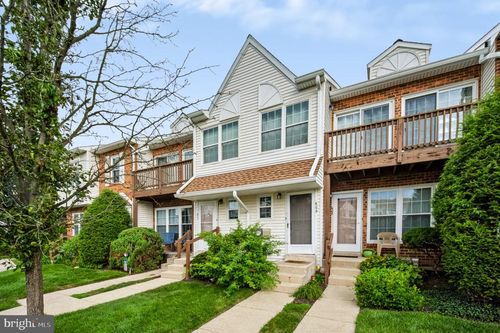 609 Glen Ln, NORRISTOWN, PA, 19403 | Card Image