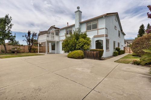 3940 Pine Lake Cir, Stockton, CA, 95219-2021 | Card Image