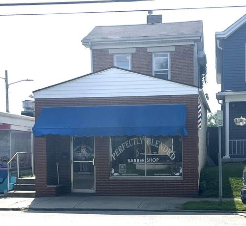 2045 Pleasant Ave, Hamilton, OH, 45015-1002 | Card Image