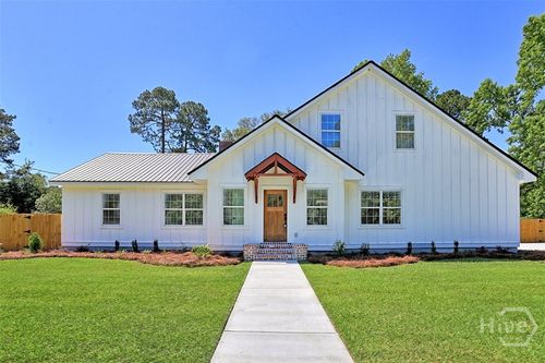 27 Pine Dr, savannah, GA, 31405-2855 | Card Image