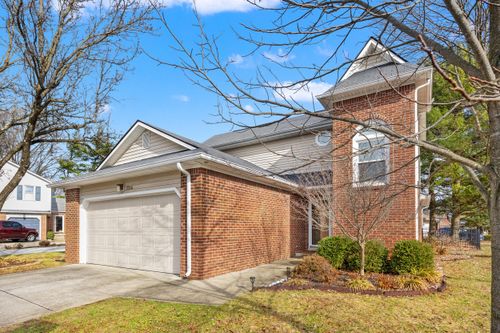 3316 Fort Harrods Court, Lexington, KY, 40513 | Card Image