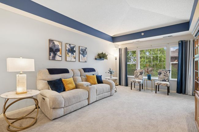 Cozy up with plenty of natural light | Image 11