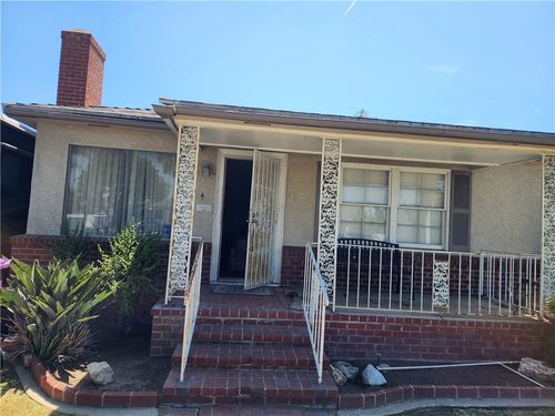 1098 E Ridgewood St, Long Beach, CA, 90807-1024 | Card Image