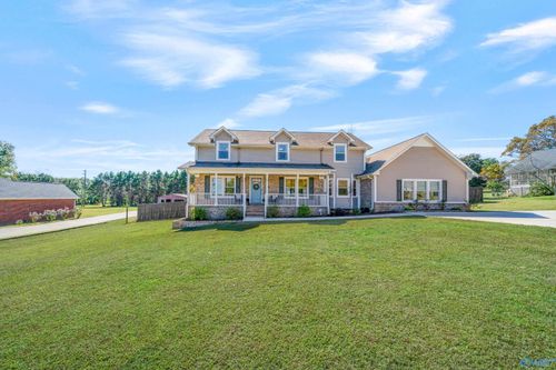 226 Slaterock Rd, Hazel Green, AL, 35750-9164 | Card Image