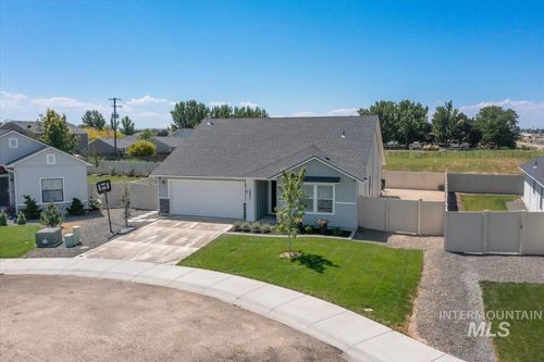 16277 Taggart Ave, Caldwell, ID, 83607-5915 | Card Image