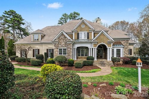 125 Easton Dr, Mooresville, NC, 28117-6012 | Card Image