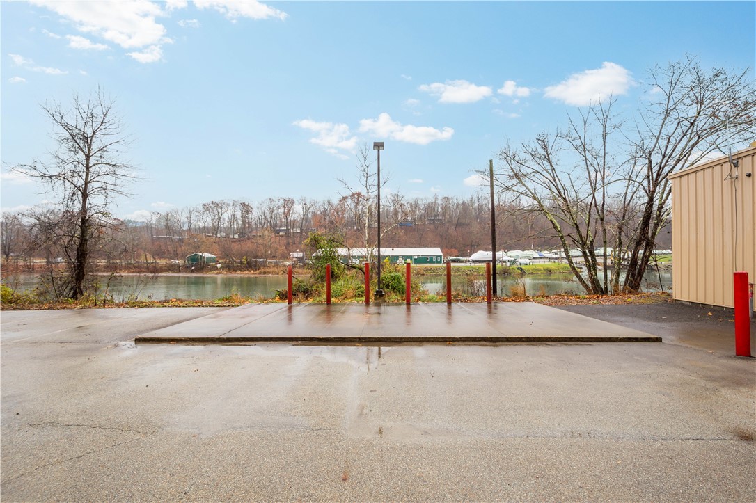 Commercial Lease in East Bethlehem 5