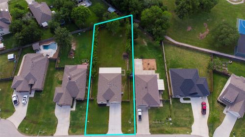 12956 Foster Cir, Willis, TX, 77318-2016 | Card Image