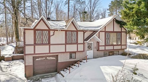 70 Mcfadden Rd, Apsley, ON, K0L1A0 | Card Image