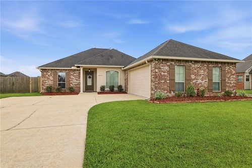 4611 Monte Vista Dr, Addis, LA, 70710-3016 | Card Image