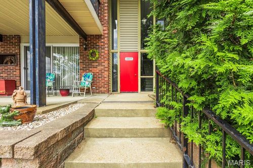 unit-f-10077 Bunker Hill Dr, Saint Louis, MO, 63123-7443 | Card Image