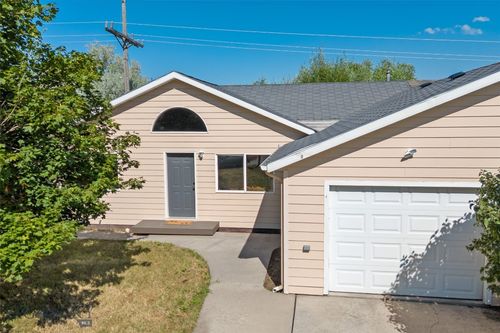 1406 Wineglass Ln, Livingston, MT, 59047-2432 | Card Image