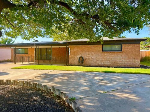 3312 W Kansas Ave, Midland, TX, 79703-5639 | Card Image