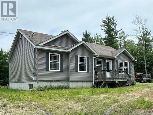 559 Bay Du Vin River Rd, Bay Du Vin, NB, E1N5P4 | Card Image