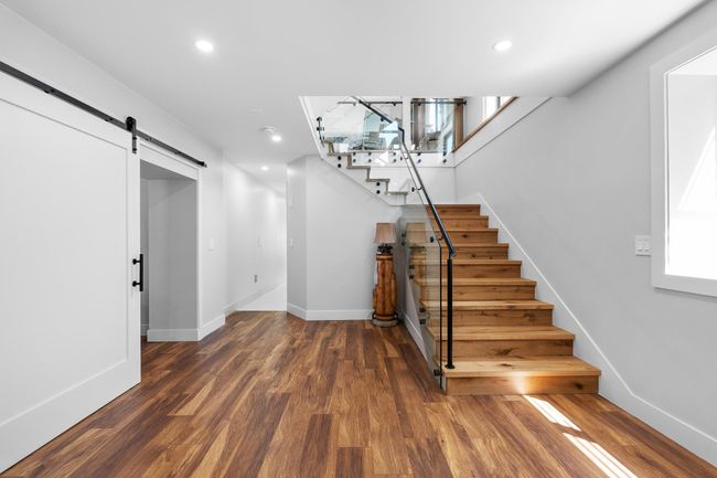 1415 Pipeline Pl, House other with 8 bedrooms, 9 bathrooms and 4 parking in Coquitlam BC | Image 34