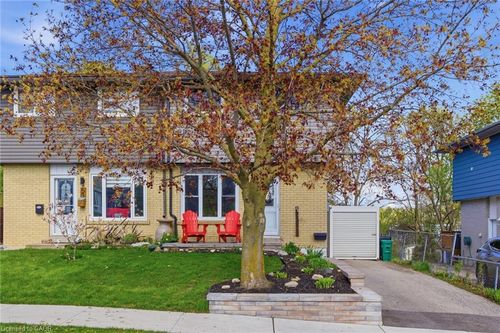 51 Clemens Ave, Cambridge, ON, N3C2W6 | Card Image