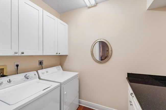 APT-122 - 1660 S Highway A1a, Condo with 3 bedrooms, 2 bathrooms and null parking in Jupiter FL | Image 22
