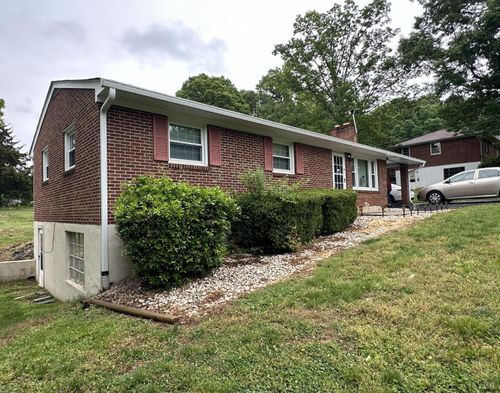 1008 Moreview Dr, Lynchburg, VA, 24502-2743 | Card Image